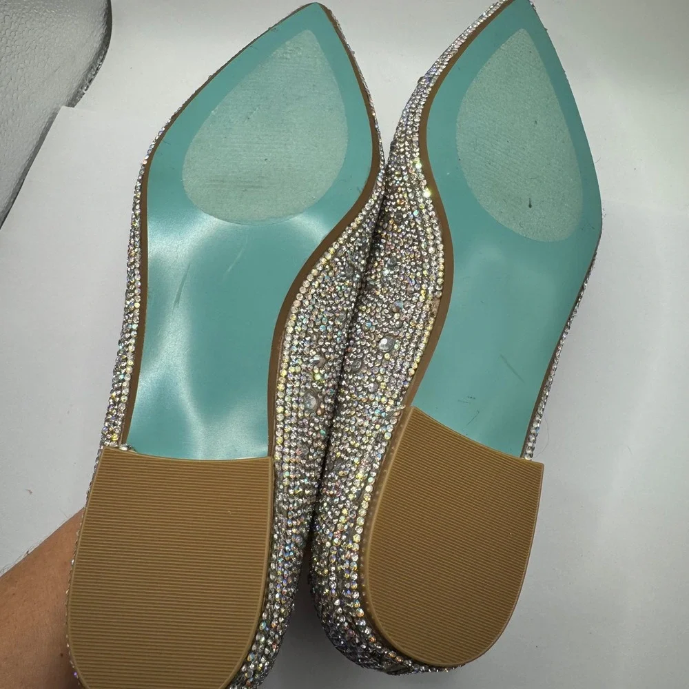 Betsey Johnson Rhinestone Pointed Toe Flats Bridal Silver 7.5M - Picture 6 of 7